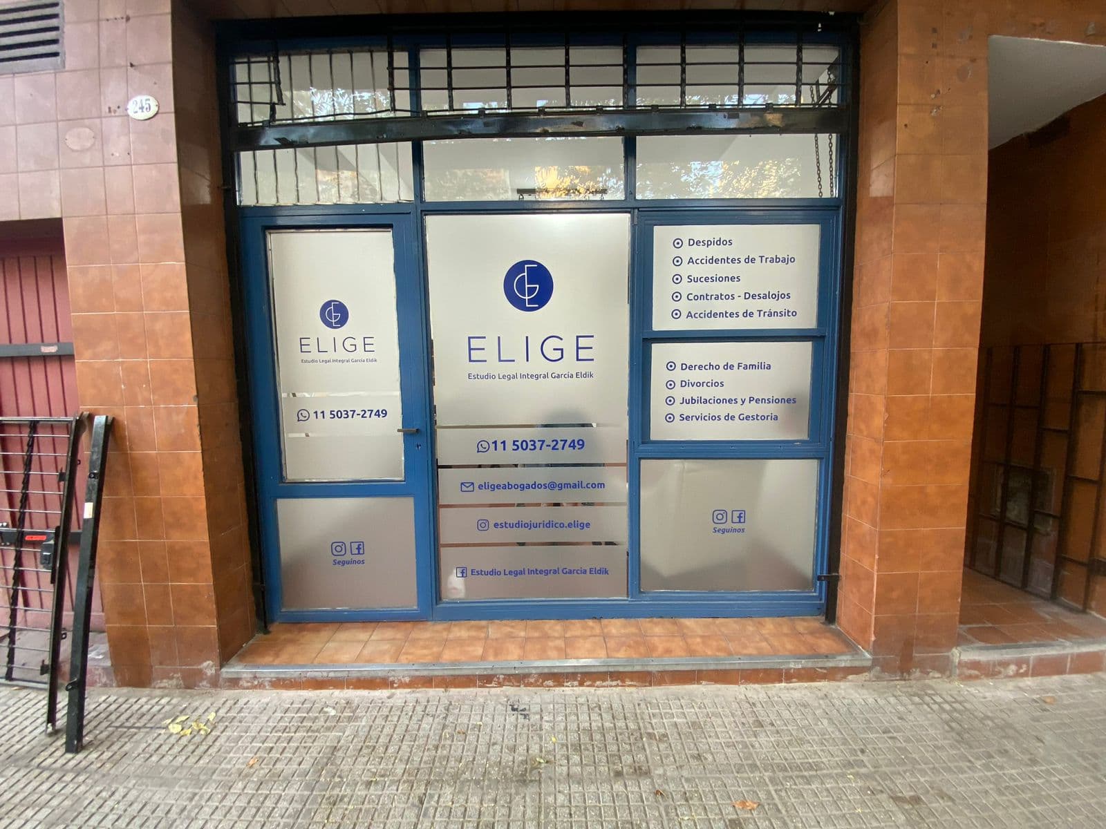 Vista externa del estudio